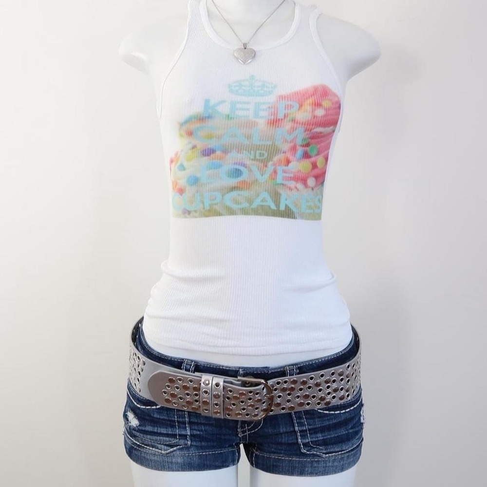 2010s keep calm love cupcakes graphic tank white ribbed baby tee size XS